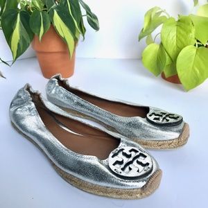 TORY BURCH || Reva Espadrille Silver Flats